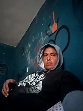 Snapshot of Patilllas chatting on 11.02.25 Patilllas online show from 11.02.25