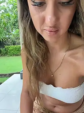 Brilliant-Splashes online show from 02.28.26