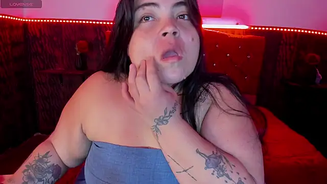 Snapshot of dirtyBBWplay chatting on 07.02.26 dirtyBBWplay online show from 07.02.26
