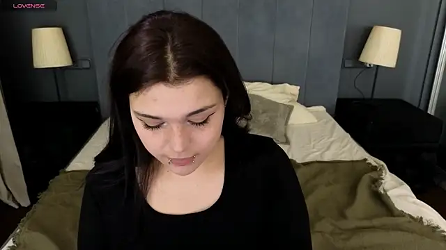 Snapshot of SHERI_BELTON chatting on 11.25.25 SHERI BELTON online show from 11.25.25