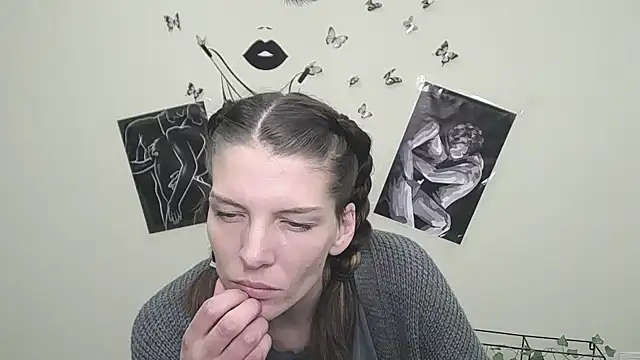 Snapshot of VanessaRey_ chatting on 03.19.25 VanessaRey  online show from 03.19.25