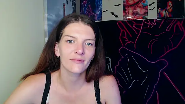 Snapshot of VanessaRey_ chatting on 09.21.25 VanessaRey  online show from 09.21.25