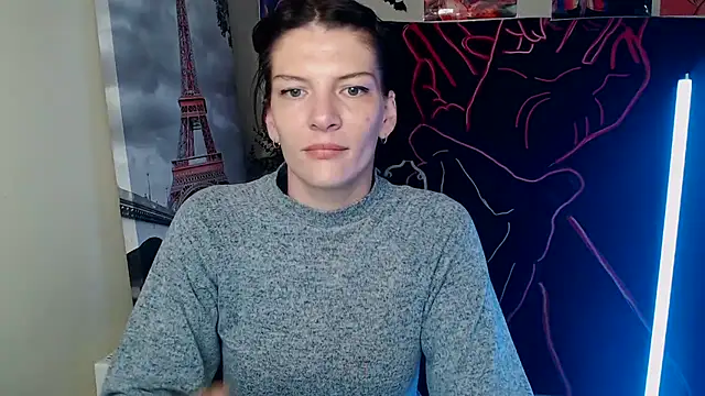 Snapshot of VanessaRey_ chatting on 10.24.25 VanessaRey  online show from 10.24.25