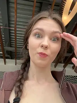 MilaBee online show from 09.11.25