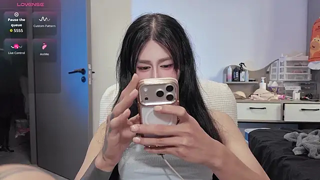 Snapshot of Rainbow-sweet chatting on 04.11.26 Rainbow-sweet online show from 04.11.26