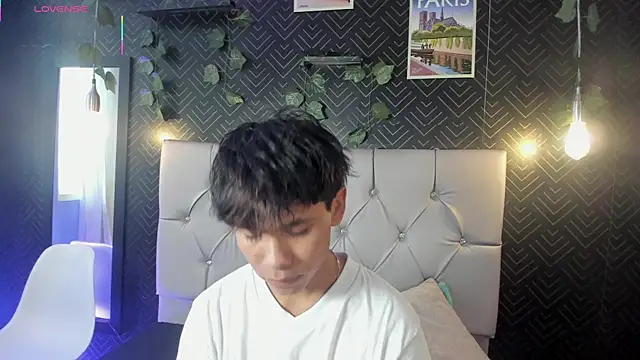 Ethan Westt online show from 05.18.26