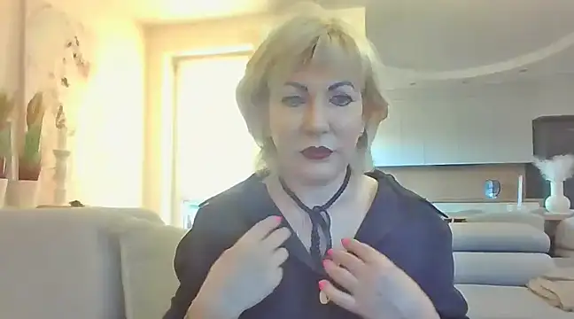 Snapshot of GabrielleTrue chatting on 03.21.25 GabrielleTrue online show from 03.21.25