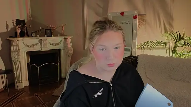 Jes Solar online show from 03.06.26