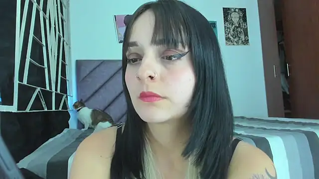 Snapshot of KARINNA__RAVEN chatting on 02.19.26 KARINNA RAVEN online show from 02.19.26