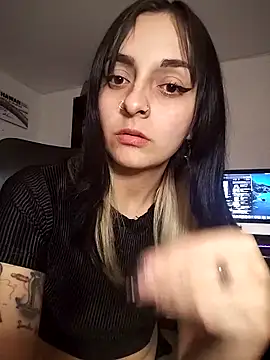 Snapshot of KARINNA__RAVEN chatting on 03.01.26 KARINNA RAVEN online show from 03.01.26