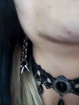 KARINNA  RAVEN online show from 04.18.26