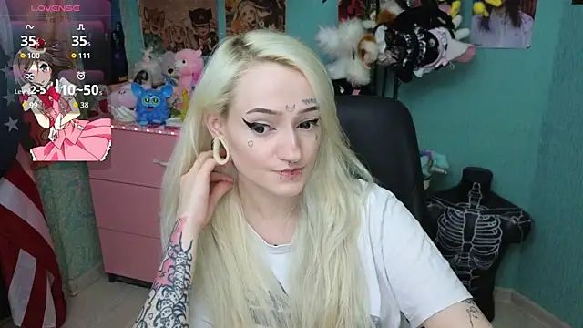 Snapshot of Manuela_unicorn chatting on 06.12.26 Manuela unicorn online show from 06.12.26