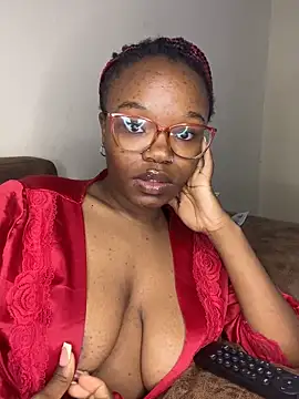 YummyMelanin117 online show from 05.11.26