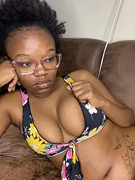 YummyMelanin117 online show from 07.28.26