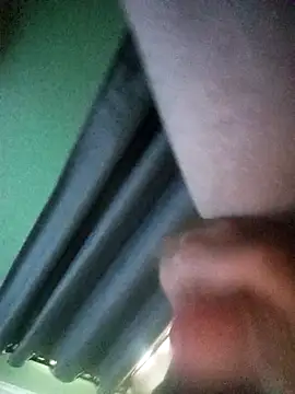 Snapshot of DrShocks chatting on 02.25.26 DrShocks online show from 02.25.26