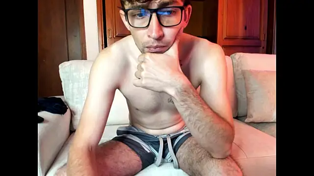 laurent 01 online show from 03.18.25