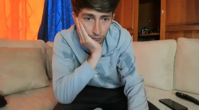 laurent 01 online show from 03.21.25