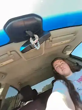 Snapshot of kushdoll99 chatting on 09.27.25 kushdoll99 online show from 09.27.25