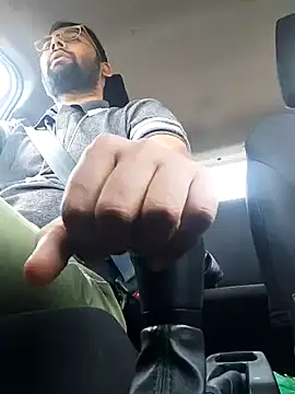 Snapshot of UAjit chatting on 10.03.25 UAjit online show from 10.03.25