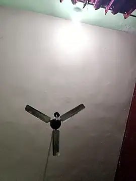 Eshwari Chopra online show from 01.12.26