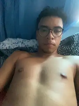 Snapshot of hiaguexxx chatting on 11.08.25 hiaguexxx online show from 11.08.25