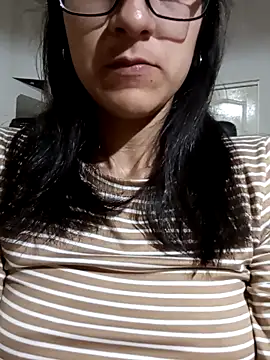 Camilitah online show from 10.05.25