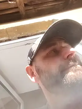 Snapshot of Dokonaly chatting on 11.01.25 Dokonaly online show from 11.01.25