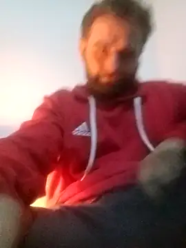 Snapshot of Dokonaly chatting on 11.17.25 Dokonaly online show from 11.17.25