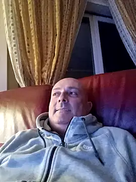 Alexis Bull online show from 11.30.25