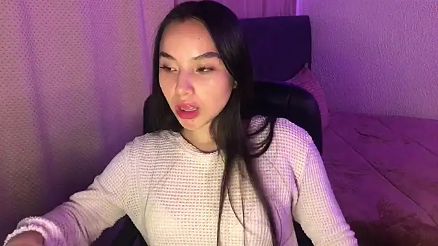 Snapshot of amelia_hall chatting on 06.22.26 amelia hall online show from 06.22.26