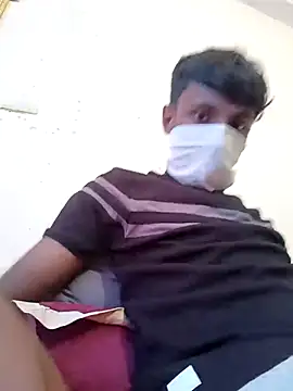 Snapshot of _fucker_18 chatting on 10.08.25 fucker 18 online show from 10.08.25