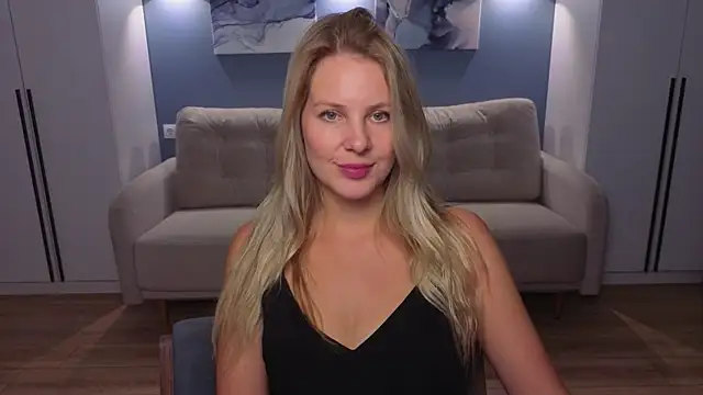 MelanieBennett online show from 07.28.26
