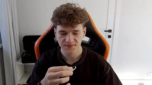 DanyDavis online show from 03.24.26