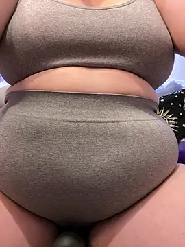 Raven Magical Milf online show from 07.08.26