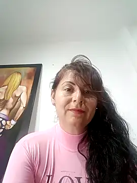 Snapshot of lunadicty chatting on 01.18.25 lunadicty online show from 01.18.25