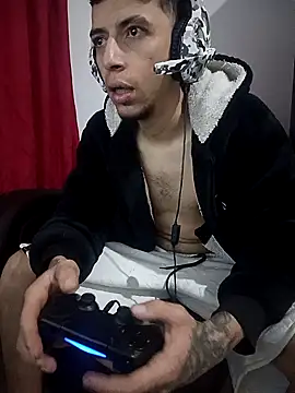 Snapshot of Chris__Jones chatting on 09.27.25 Chris Jones online show from 09.27.25