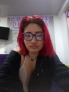 Snapshot of Cerecitaa02_ chatting on 04.09.26 Cerecitaa02 online show from 04.09.26