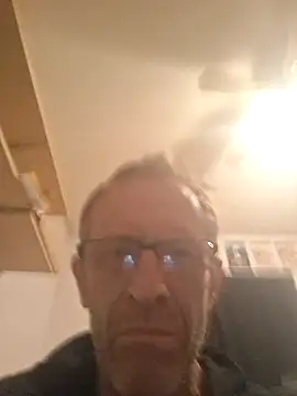 moasslicker online show from 11.17.25