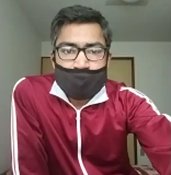 Snapshot of SunkLupus chatting on 04.05.26 SunkLupus online show from 04.05.26