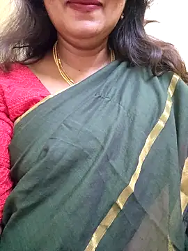 nivedha27 online show from 04.17.26