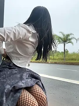 Snapshot of AiBanana chatting on 10.31.25 AiBanana online show from 10.31.25