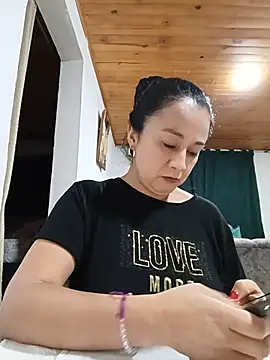 Snapshot of MELODY__06 chatting on 07.15.26 MELODY 06 online show from 07.15.26