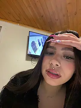 Cristina pinkk online show from 02.05.26