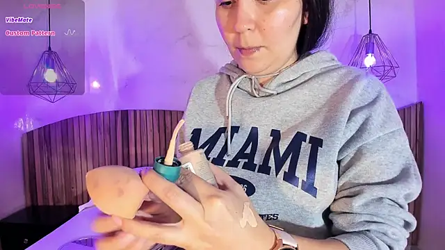 AlissaJoness online show from 04.06.26