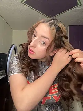 Baby  Otaku online show from 10.03.25