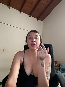 Snapshot of Mia__Gray chatting on 05.13.26 Mia Gray online show from 05.13.26