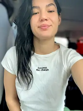 Snapshot of MeekyRich chatting on 10.02.25 MeekyRich online show from 10.02.25