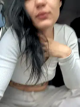 Snapshot of MeekyRich chatting on 10.07.25 MeekyRich online show from 10.07.25