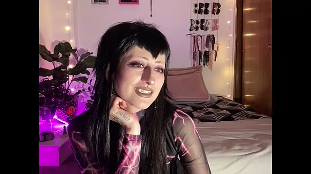 ELENA UMBRA online show from 01.10.26