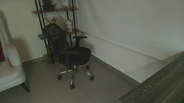  Victoria Collins online show from 07.15.26